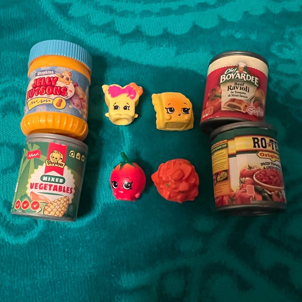 Shopkins  and LOL minis